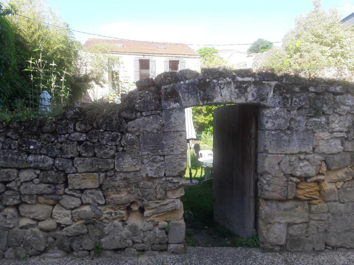 Ferienwohnung Les Logis Des Vignobles Saint Emilion En Duplex N 2 Avec Terrasse Exterior foto